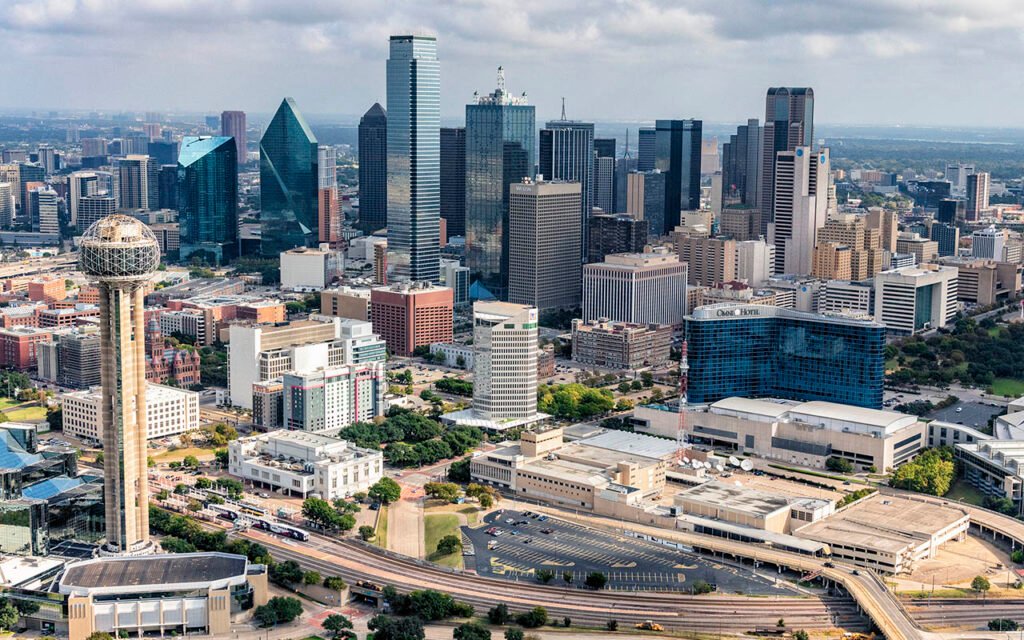 Dallas, TX skyline