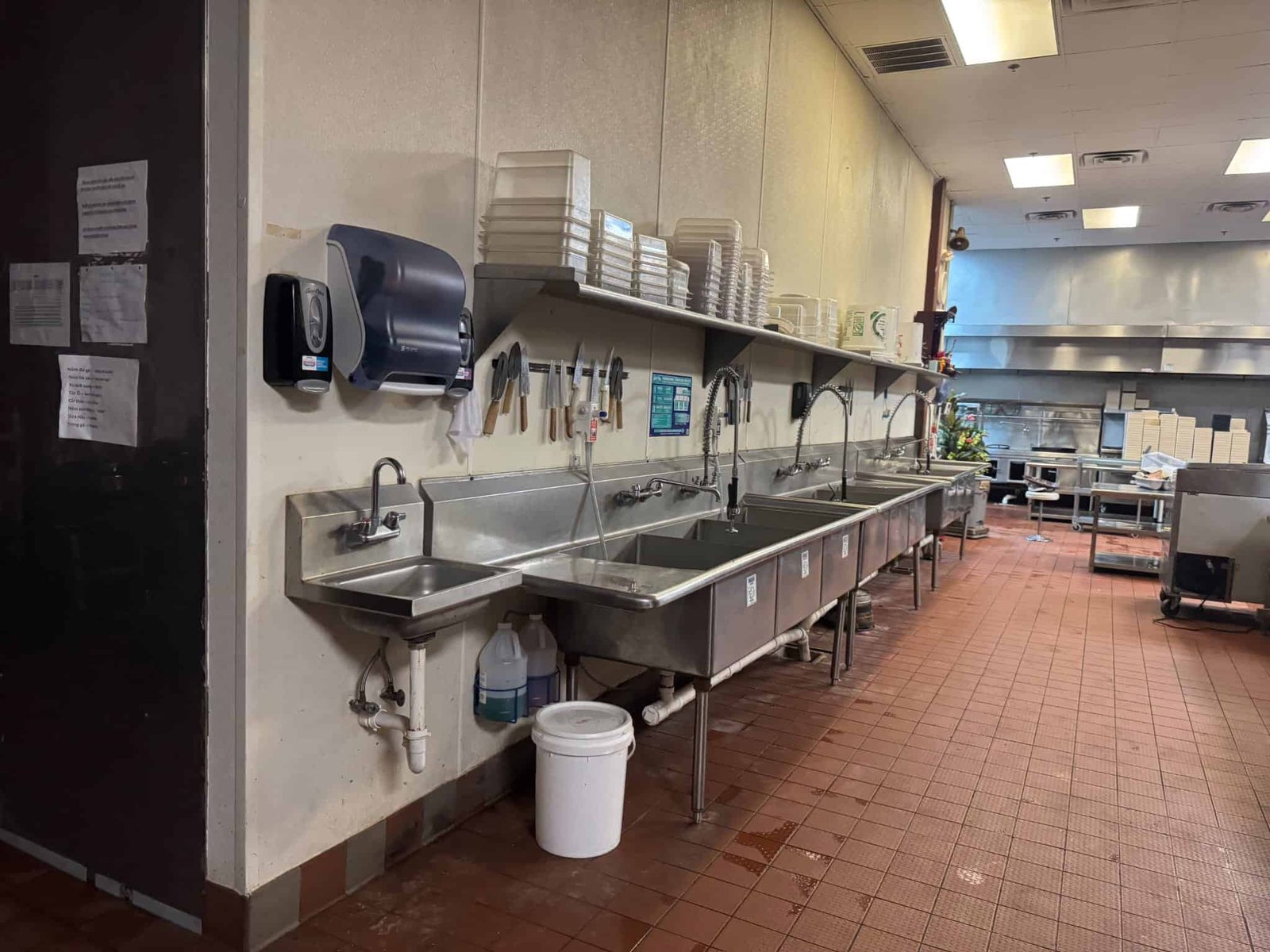 Commercial Cleaning — gallery photo